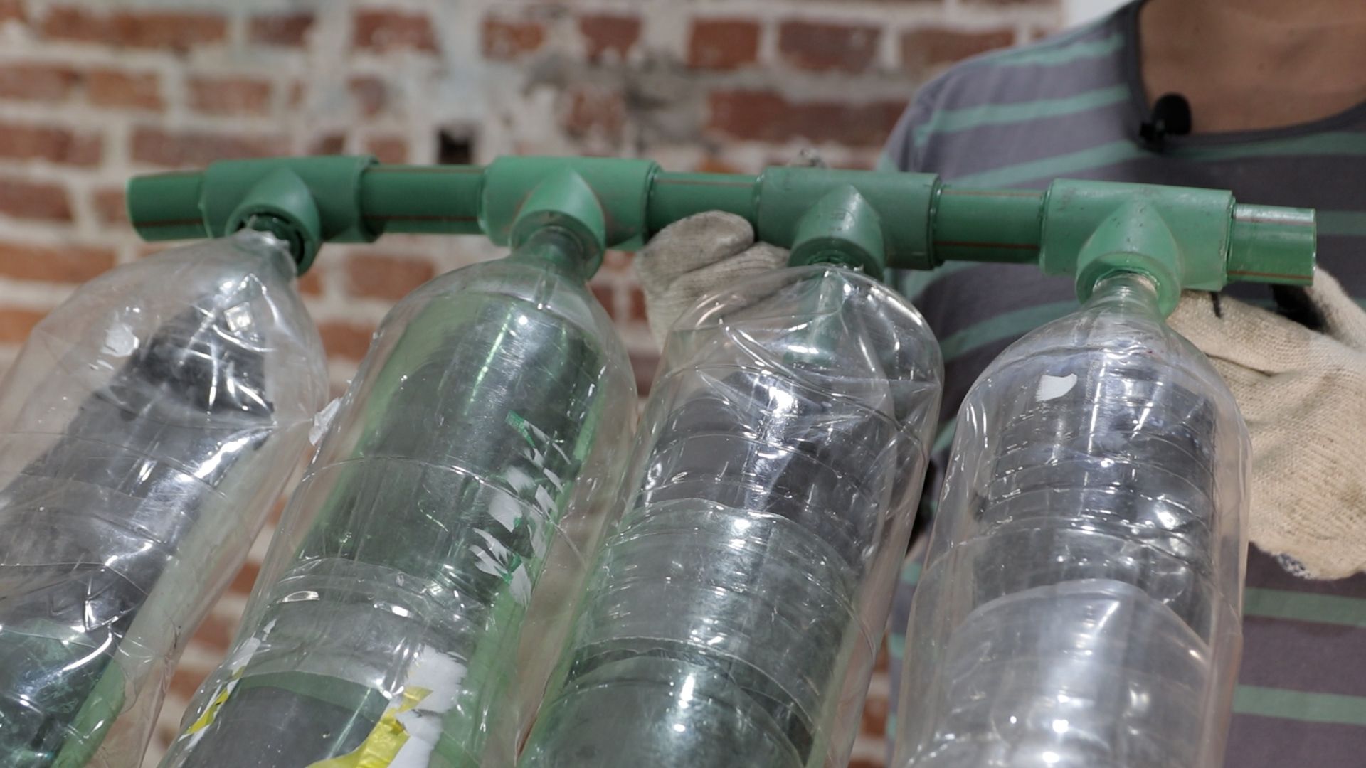 Termotanque Solar con botellas recicladas